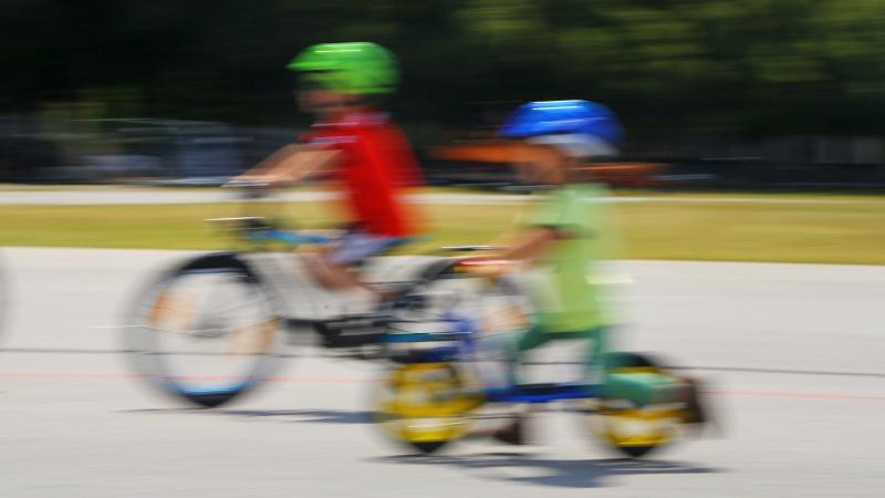 Kidical Mass Radtour durch München mit Kindern entlang der Bavaria in der Radlhauptstadt München Critical Mass