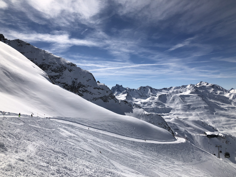 Die Flexen- und der Trittkopfbahn gehören zum größten Skigebiet in Österreich. (c) Sabine Weber