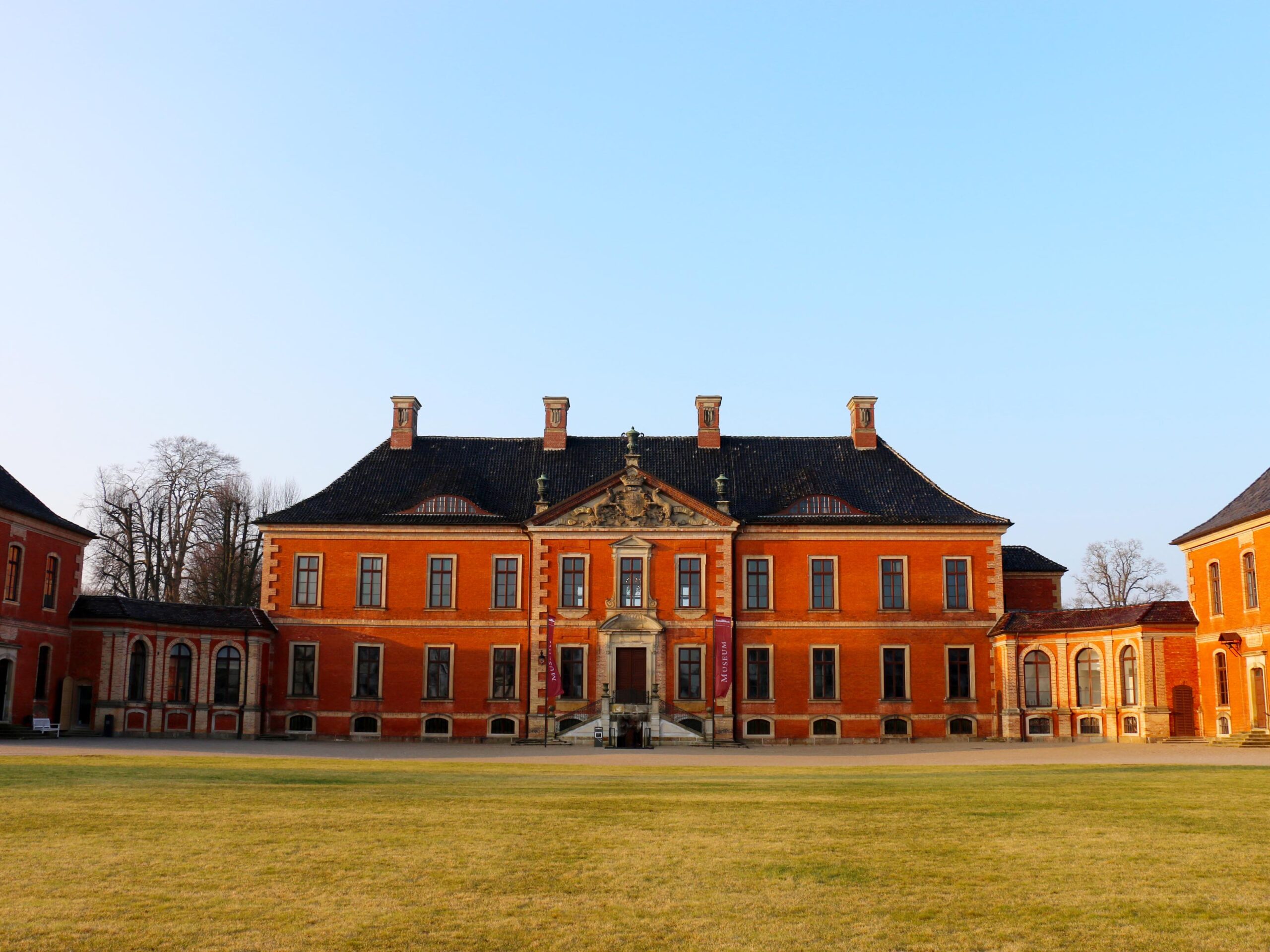 Barocke Backsteinarchitektur: Das Schloss Bothmer © Dagmar Köhler